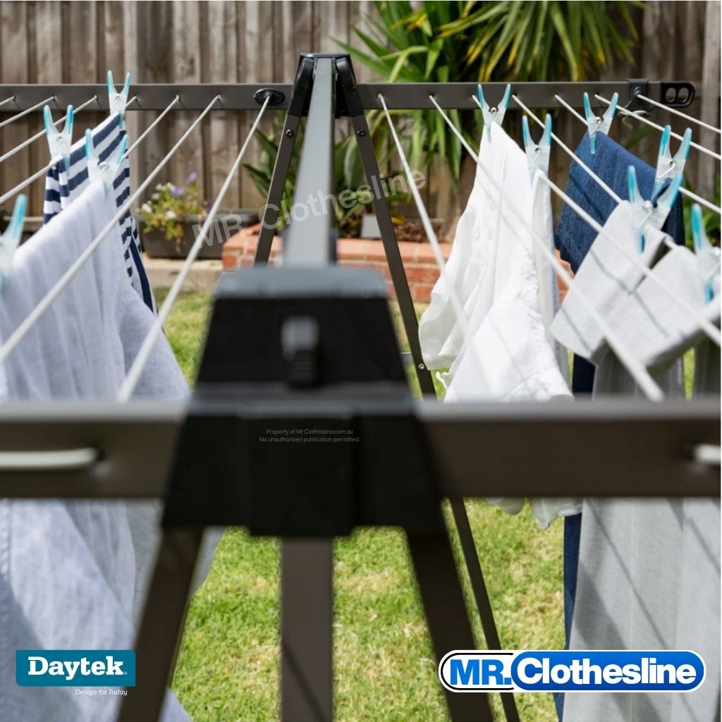Close up looking down the middle showing the support structure of the portable clothesline.